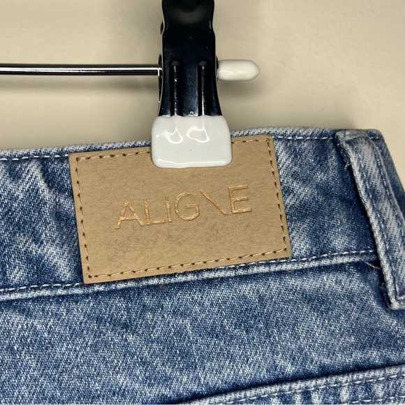 NWT ALIGNE Miso Slim Jeans in Vintage Wash - Picture 13 of 13